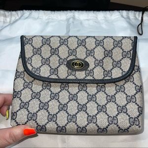 Vintage Authentic GUCCI Plus Leather Clutch Pouch